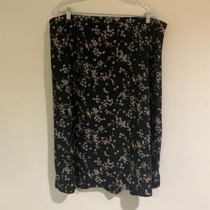 Bentley Plus Black Floral Maxi Skirt, Women’s Size 26